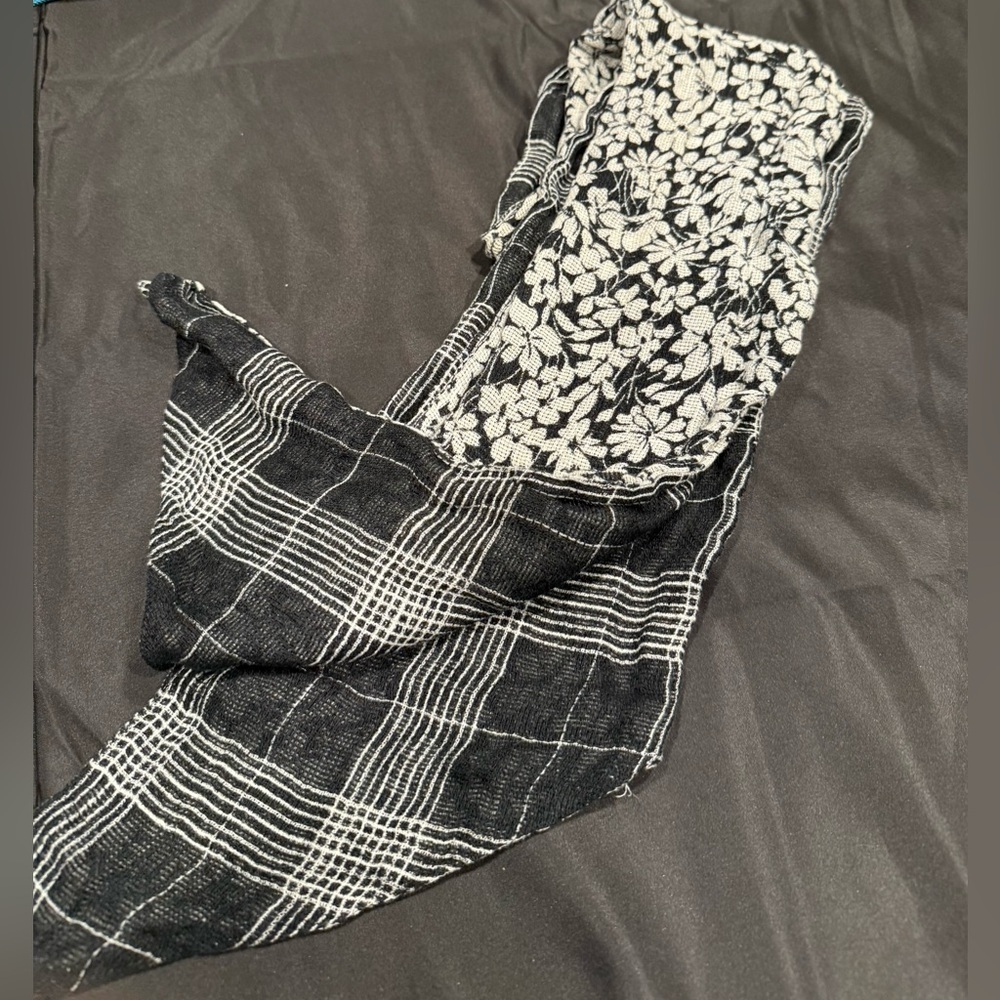 Burberry Black and White Linen Floral Scarf